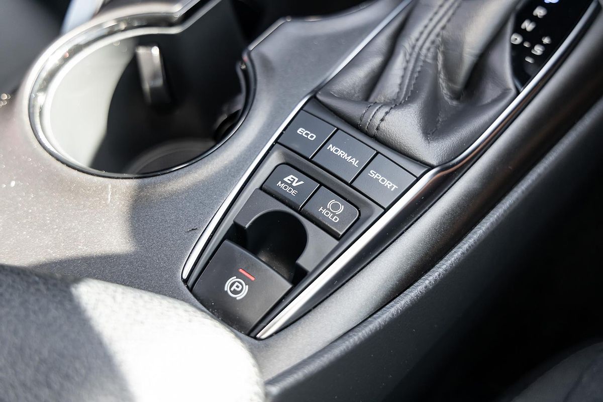 2023 Toyota Camry Ascent AXVH70R