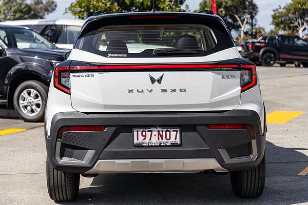2025 Mahindra XUV3XO AX7L