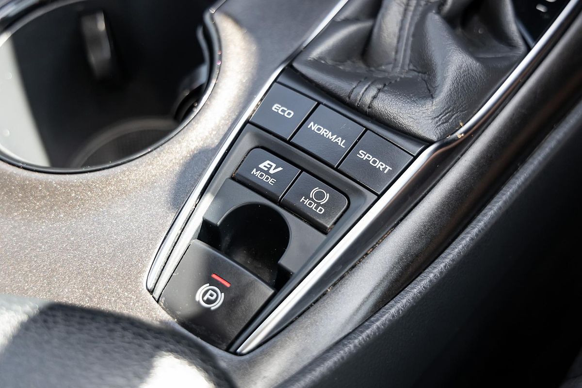 2024 Toyota Camry Ascent AXVH70R