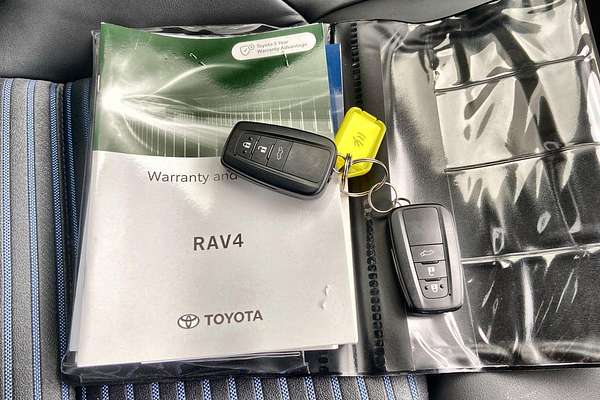 2024 Toyota RAV4 XSE AXAH54R