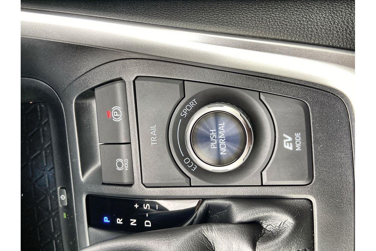 2024 Toyota RAV4 XSE AXAH54R