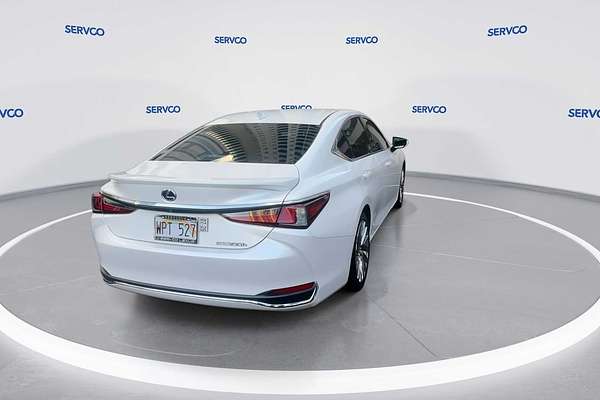 2022 Lexus ES Ultra Luxury