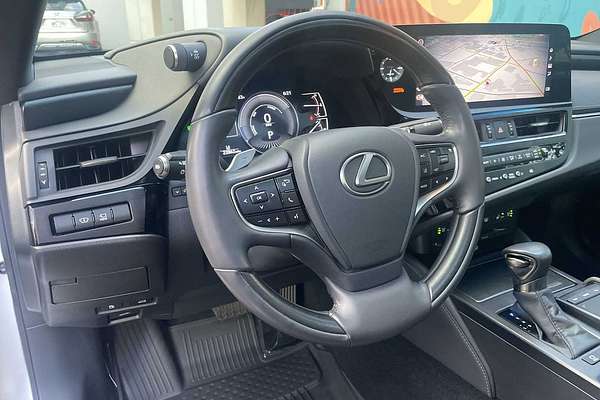 2022 Lexus ES Ultra Luxury