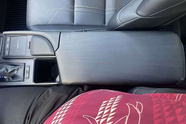 2022 Lexus ES Ultra Luxury