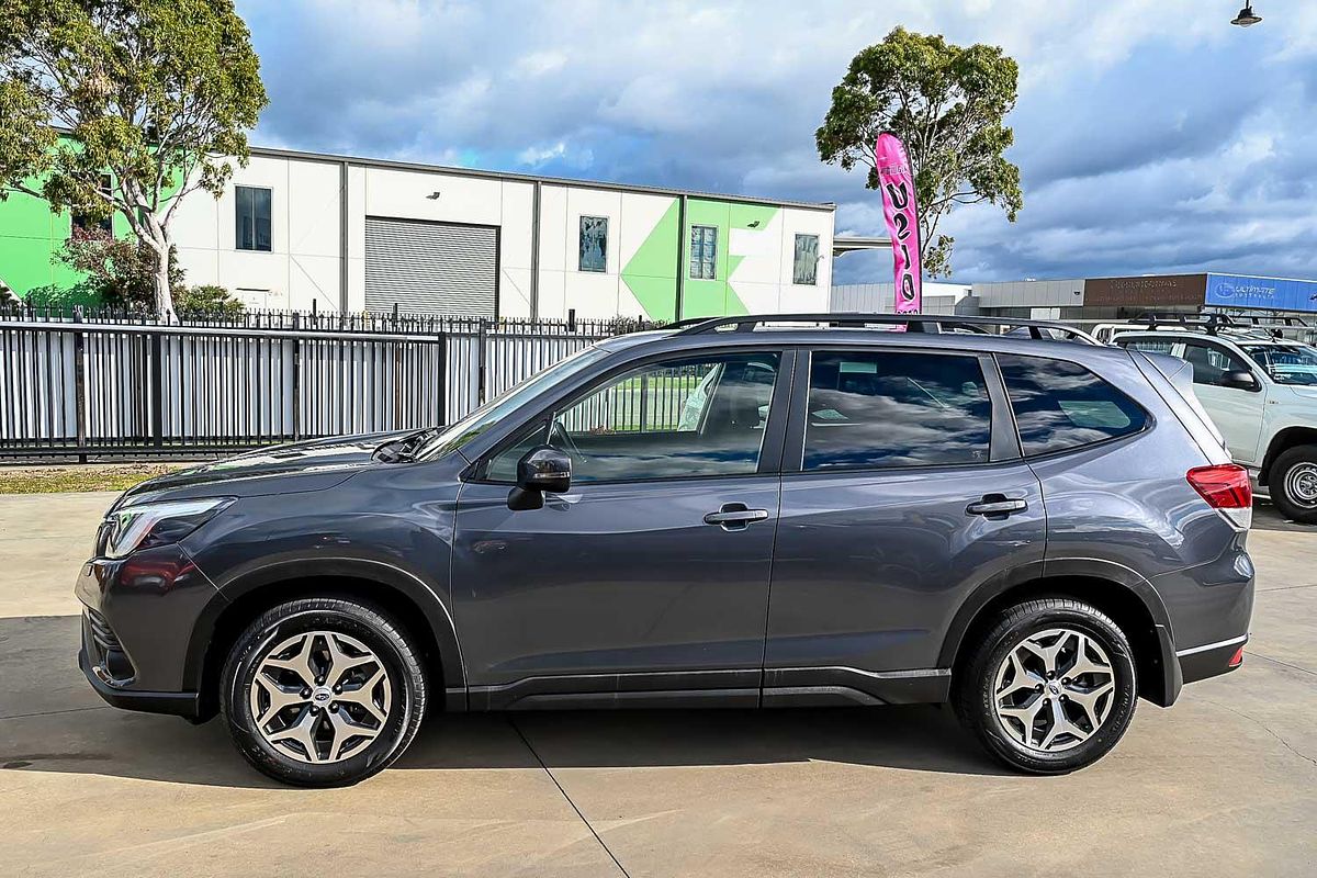 2023 Subaru Forester 2.5i 50 Years Edition S5