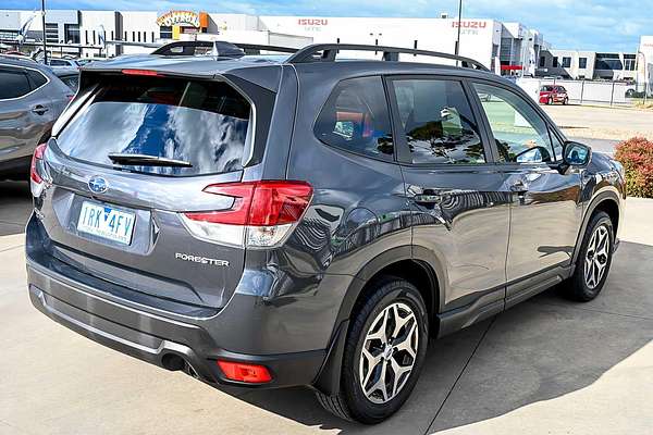 2023 Subaru Forester 2.5i 50 Years Edition S5