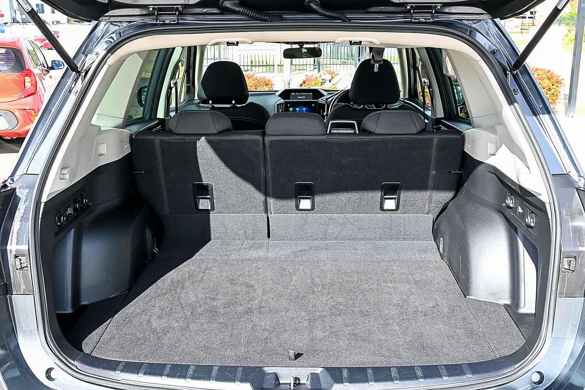 2023 Subaru Forester 2.5i 50 Years Edition S5