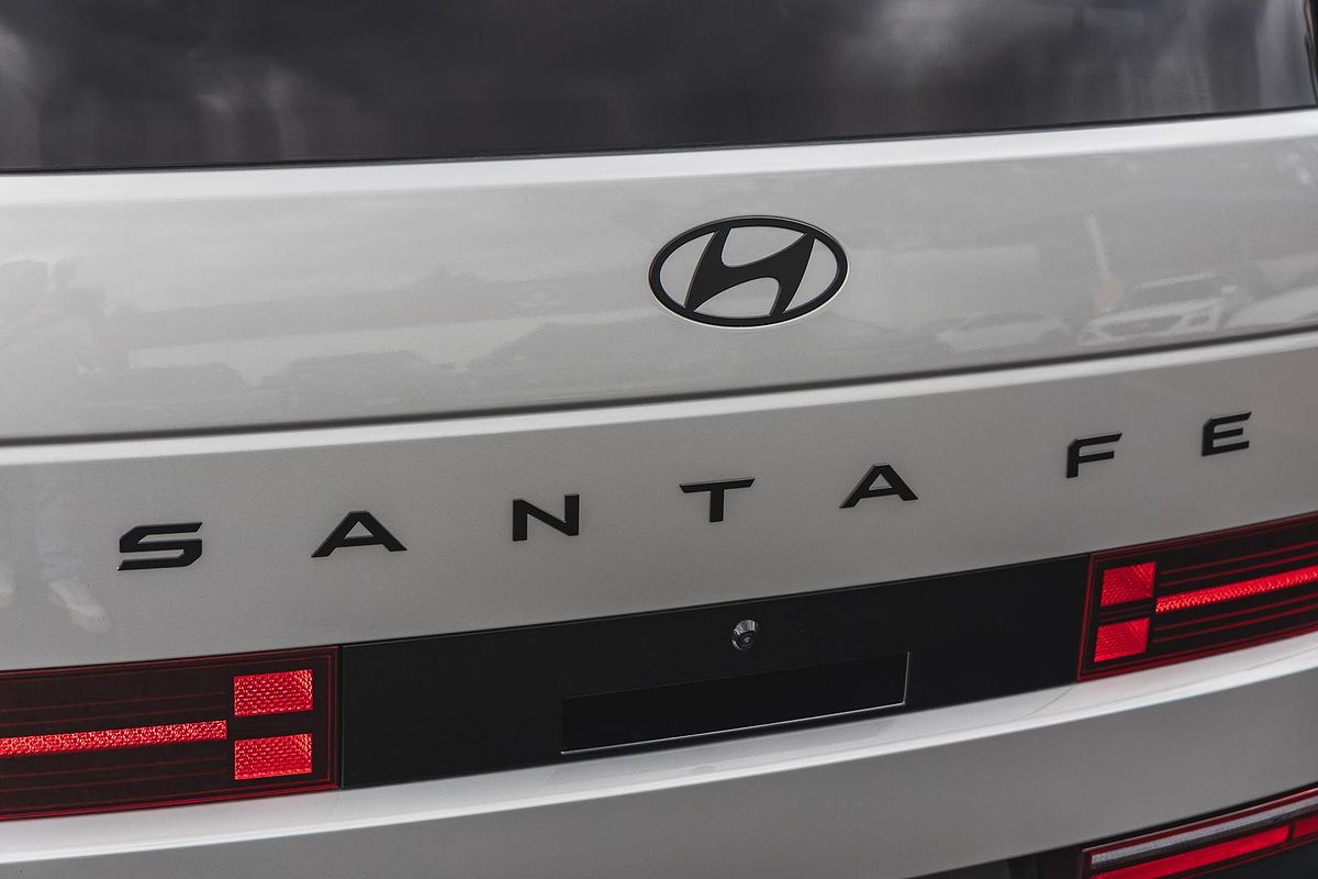 2024 Hyundai Santa Fe Hybrid Calligraphy MX5.V1