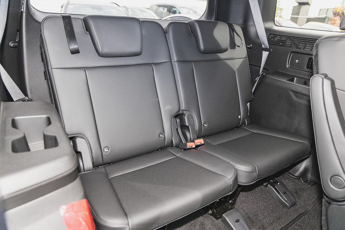 2024 Hyundai Santa Fe Hybrid Calligraphy MX5.V1