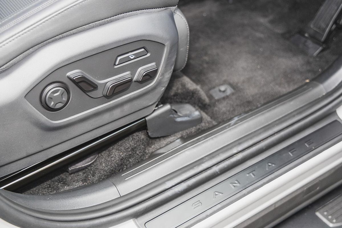 2024 Hyundai Santa Fe Hybrid Calligraphy MX5.V1