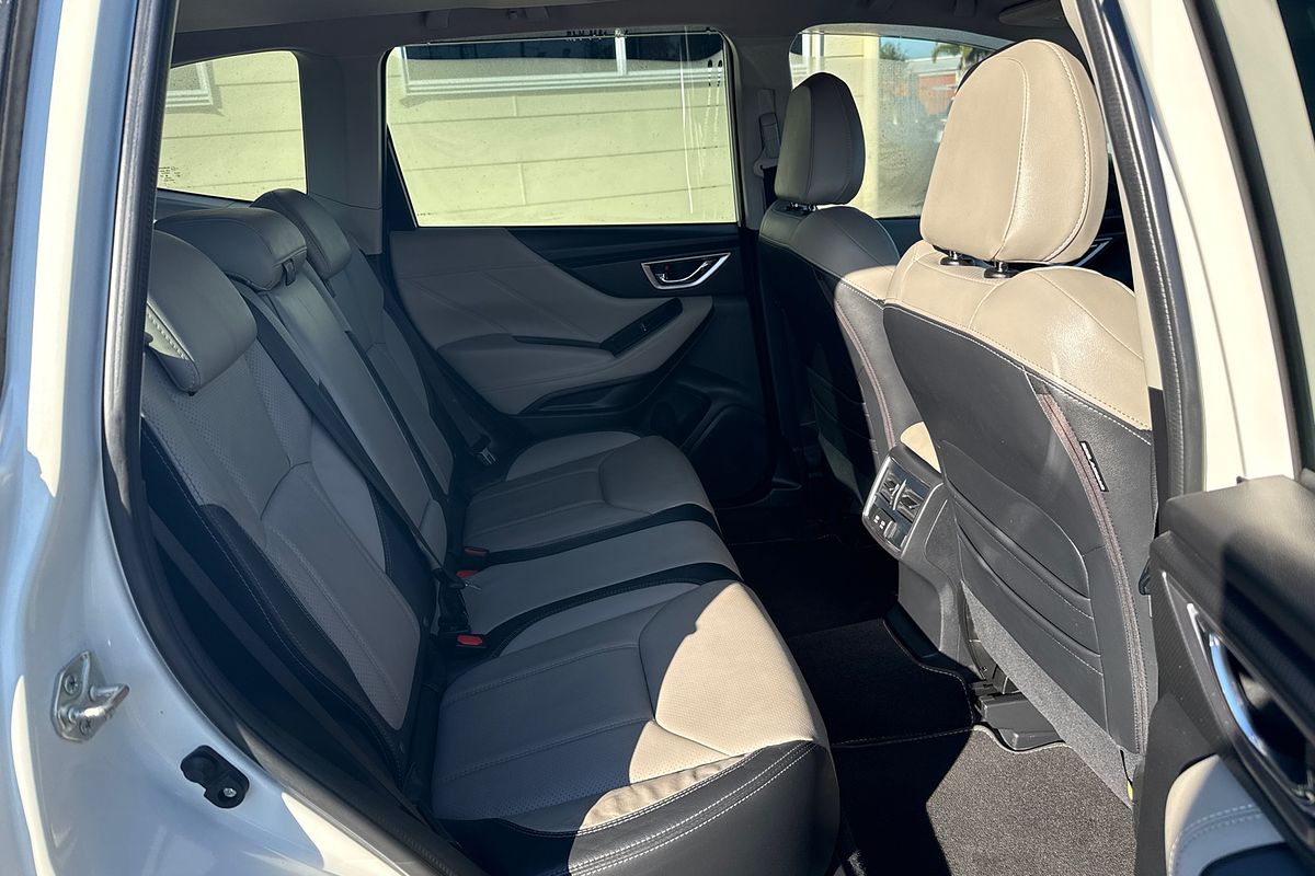 2020 Subaru Forester 2.5i-S S5