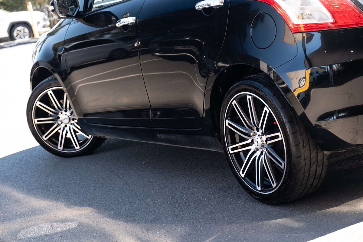 2014 Suzuki Swift GL Navigator FZ
