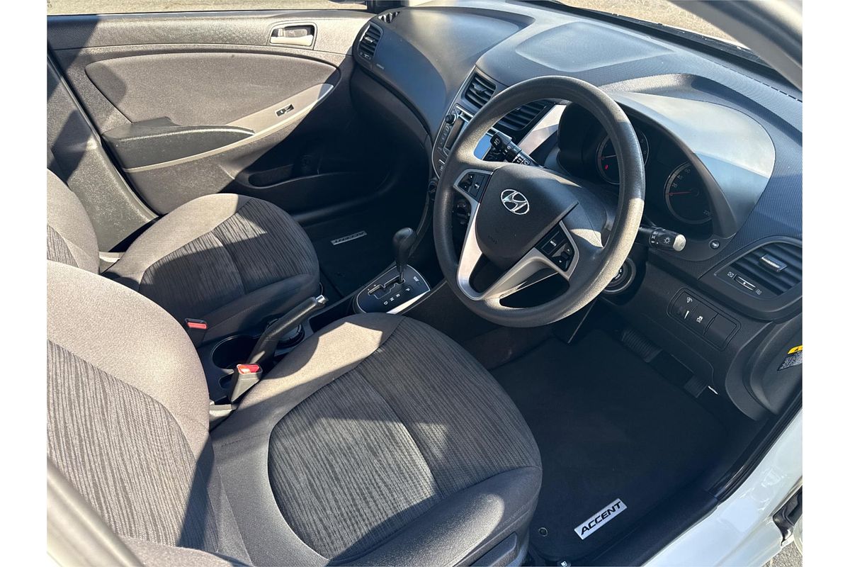 2015 Hyundai Accent Active RB3
