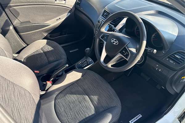 2015 Hyundai Accent Active RB3