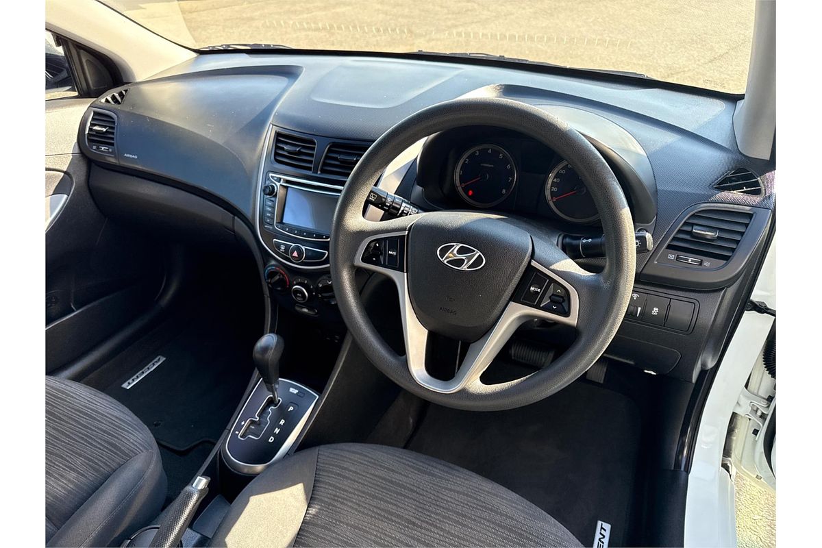 2015 Hyundai Accent Active RB3