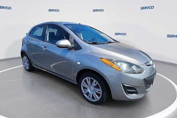 2014 Mazda 2 Sport
