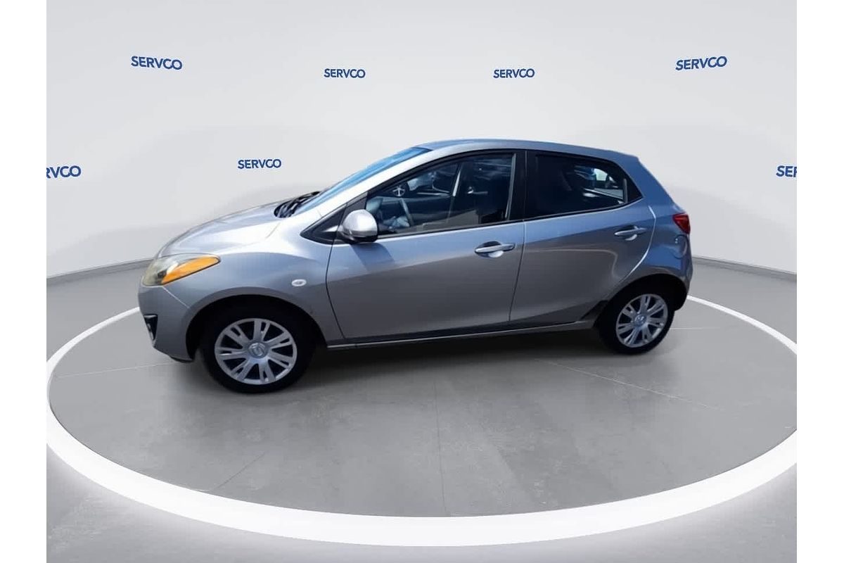 2014 Mazda 2 Sport