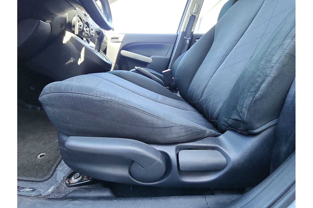 2014 Mazda 2 Sport