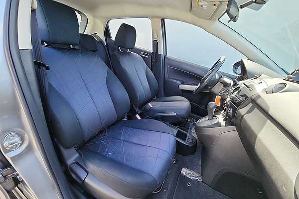 2014 Mazda 2 Sport