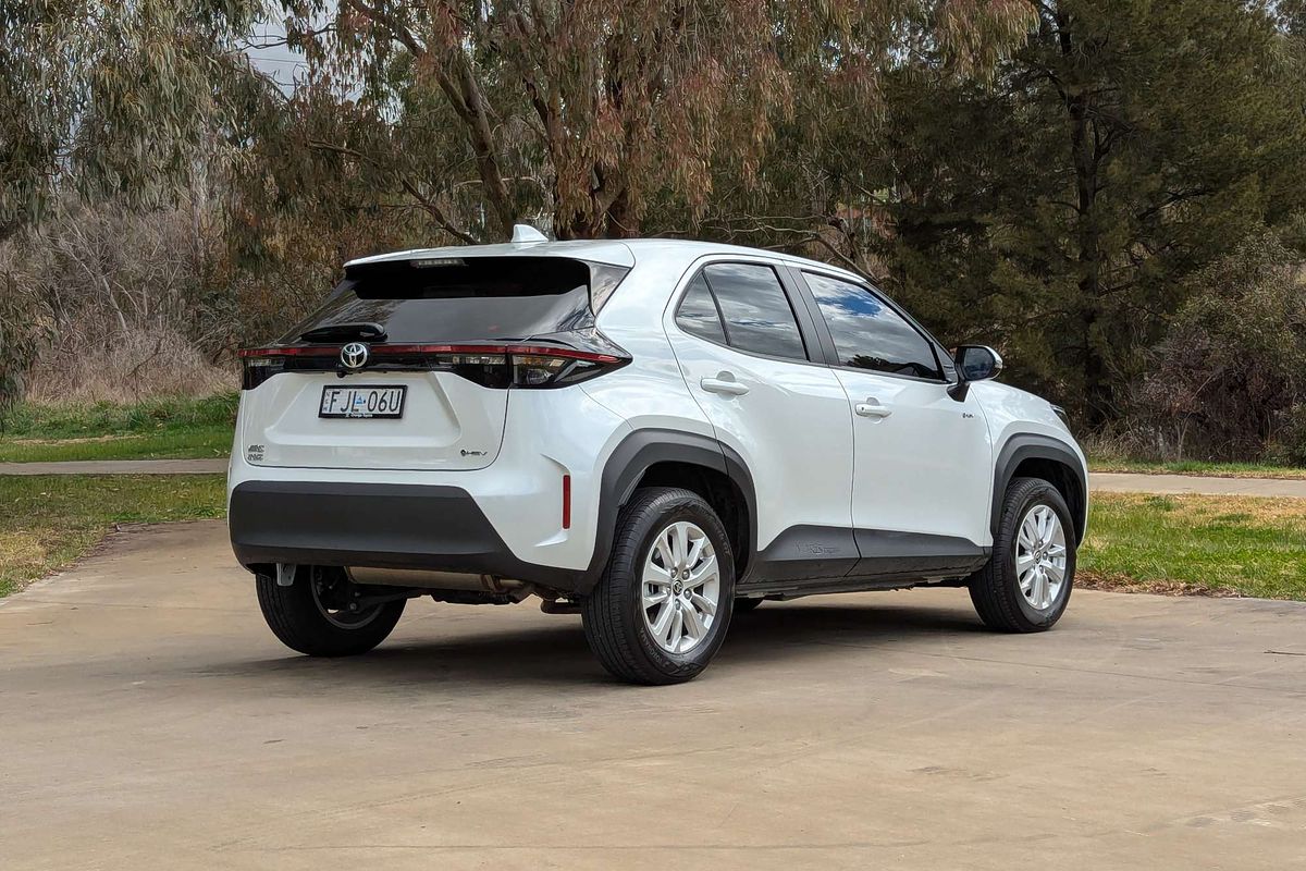 2024 Toyota Yaris Cross GX