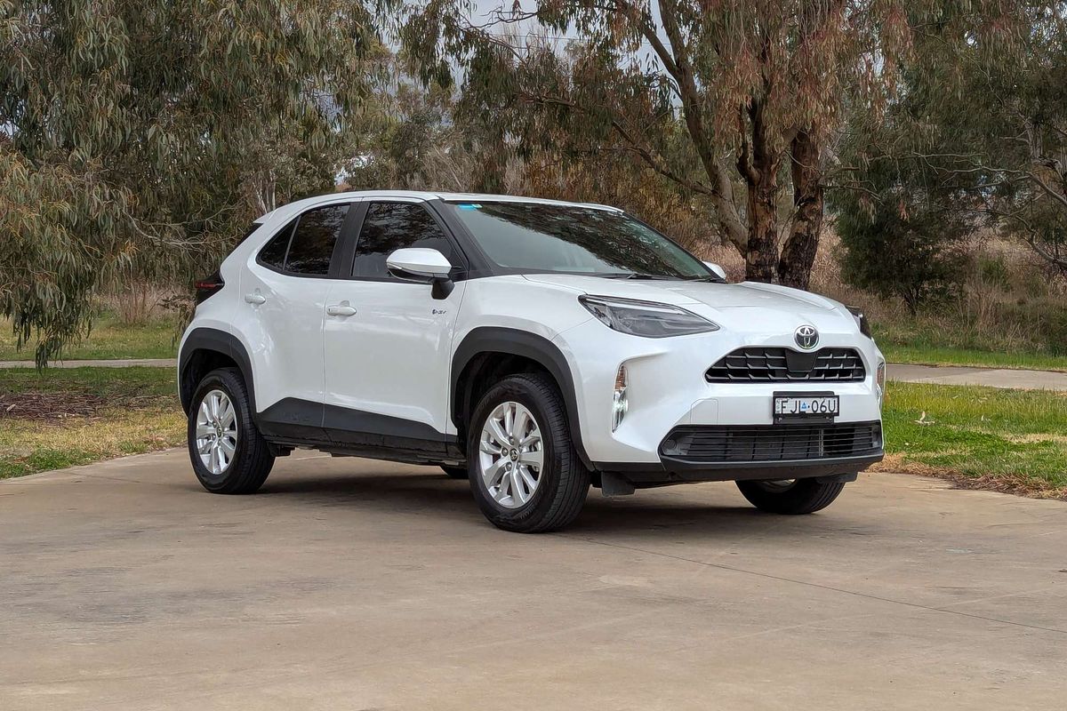 2024 Toyota Yaris Cross GX