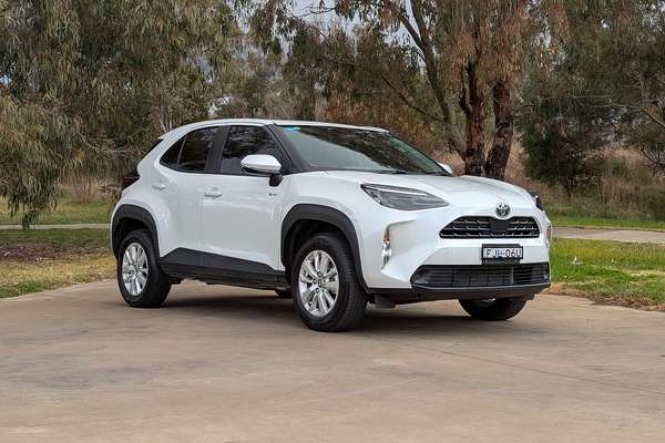 2024 Toyota Yaris Cross GX