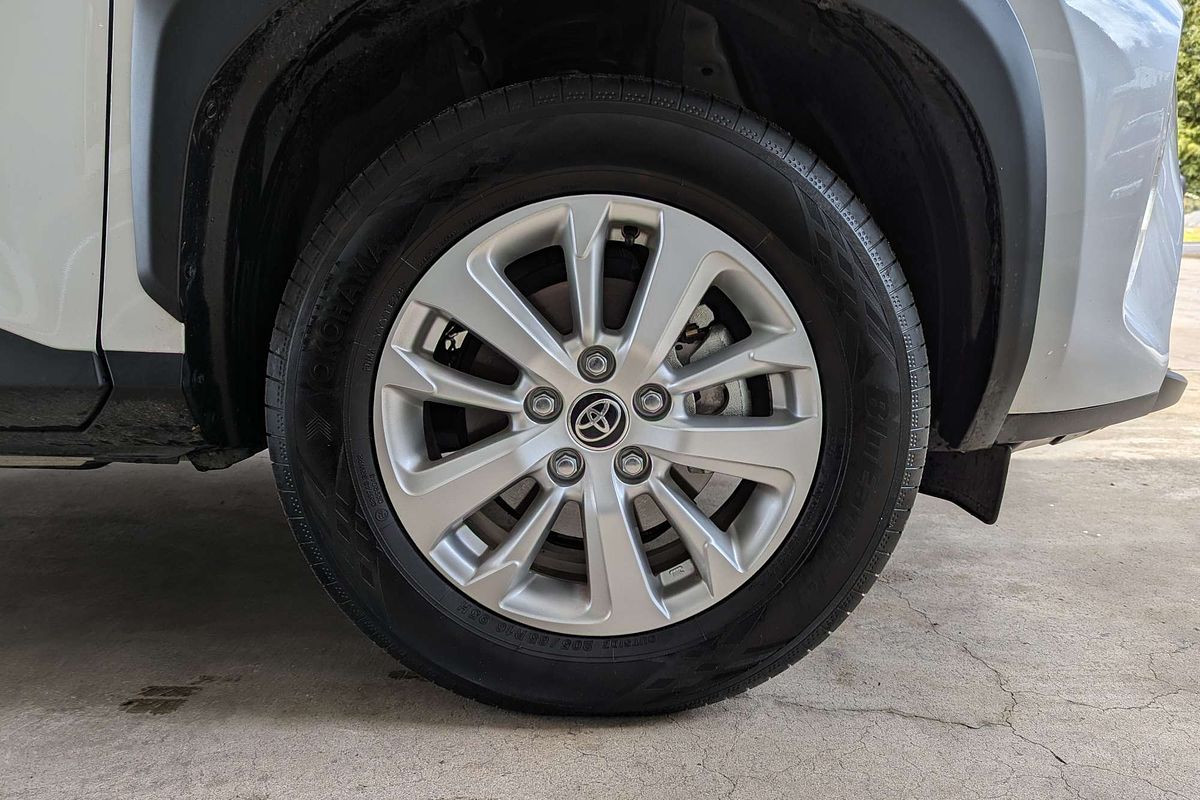 2024 Toyota Yaris Cross GX