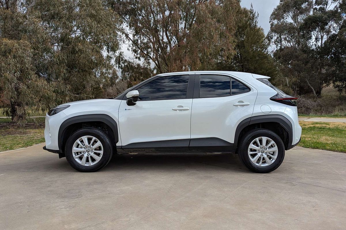 2024 Toyota Yaris Cross GX