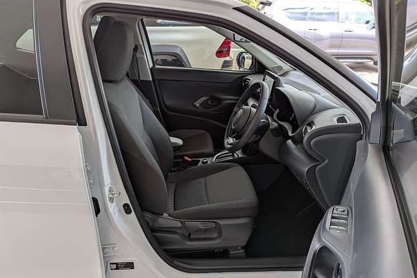 2024 Toyota Yaris Cross GX