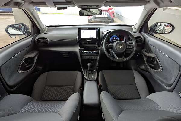 2024 Toyota Yaris Cross GX