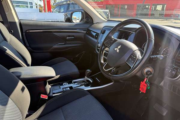 2019 Mitsubishi Outlander ES ZL
