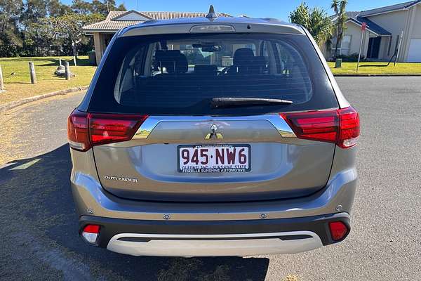 2021 Mitsubishi Outlander ES ZL
