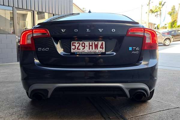 2014 Volvo S60 T6 R-Design