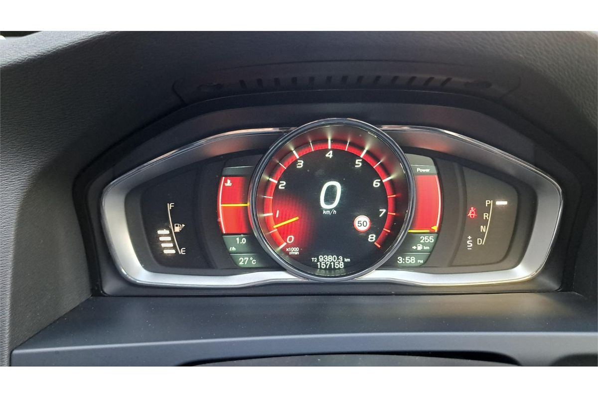 2014 Volvo S60 T6 R-Design