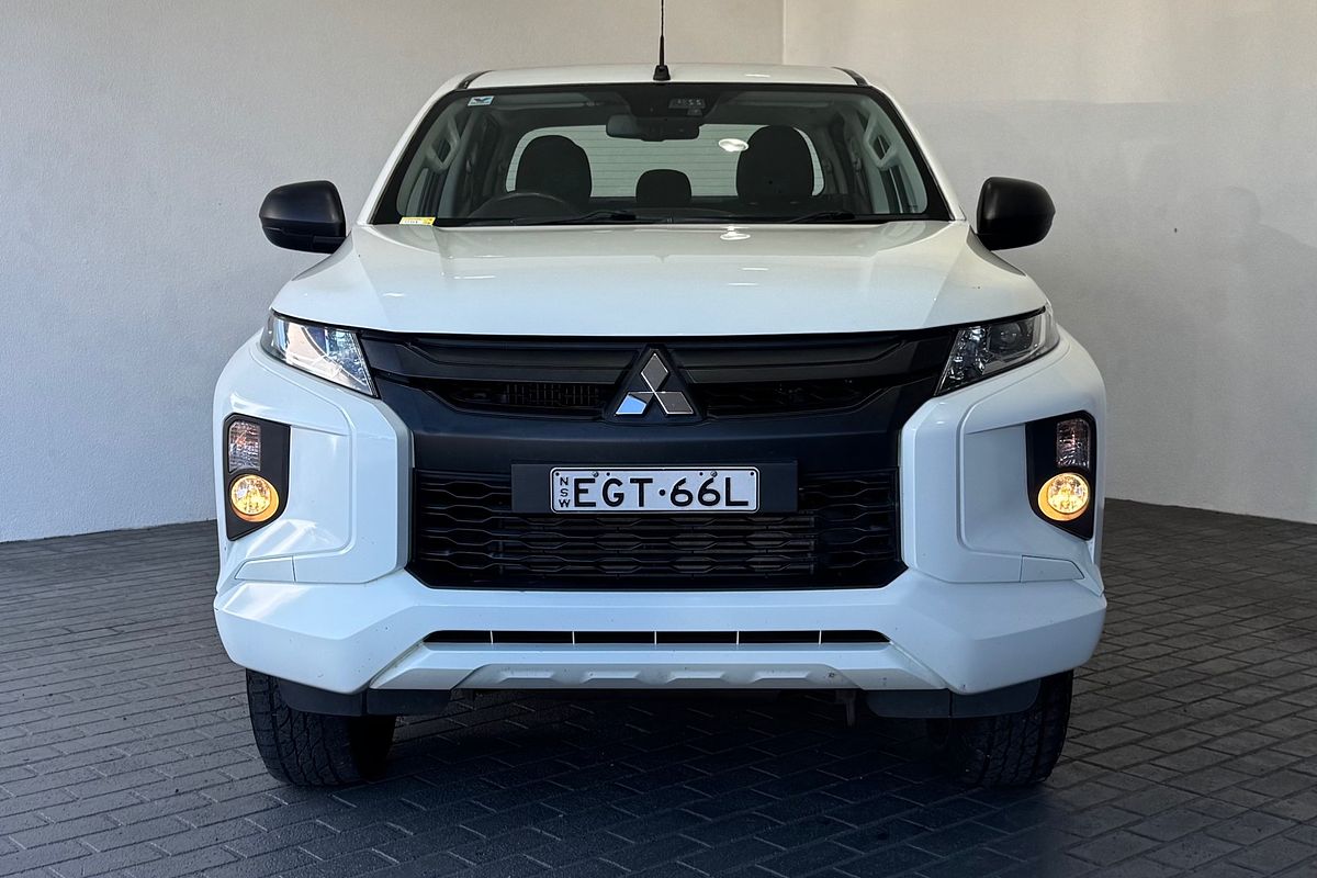 2019 Mitsubishi Triton GLX MR 4X4