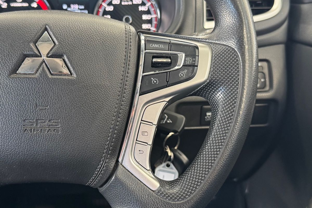 2019 Mitsubishi Triton GLX MR 4X4