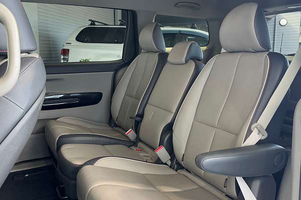 2017 Kia Carnival SLi YP