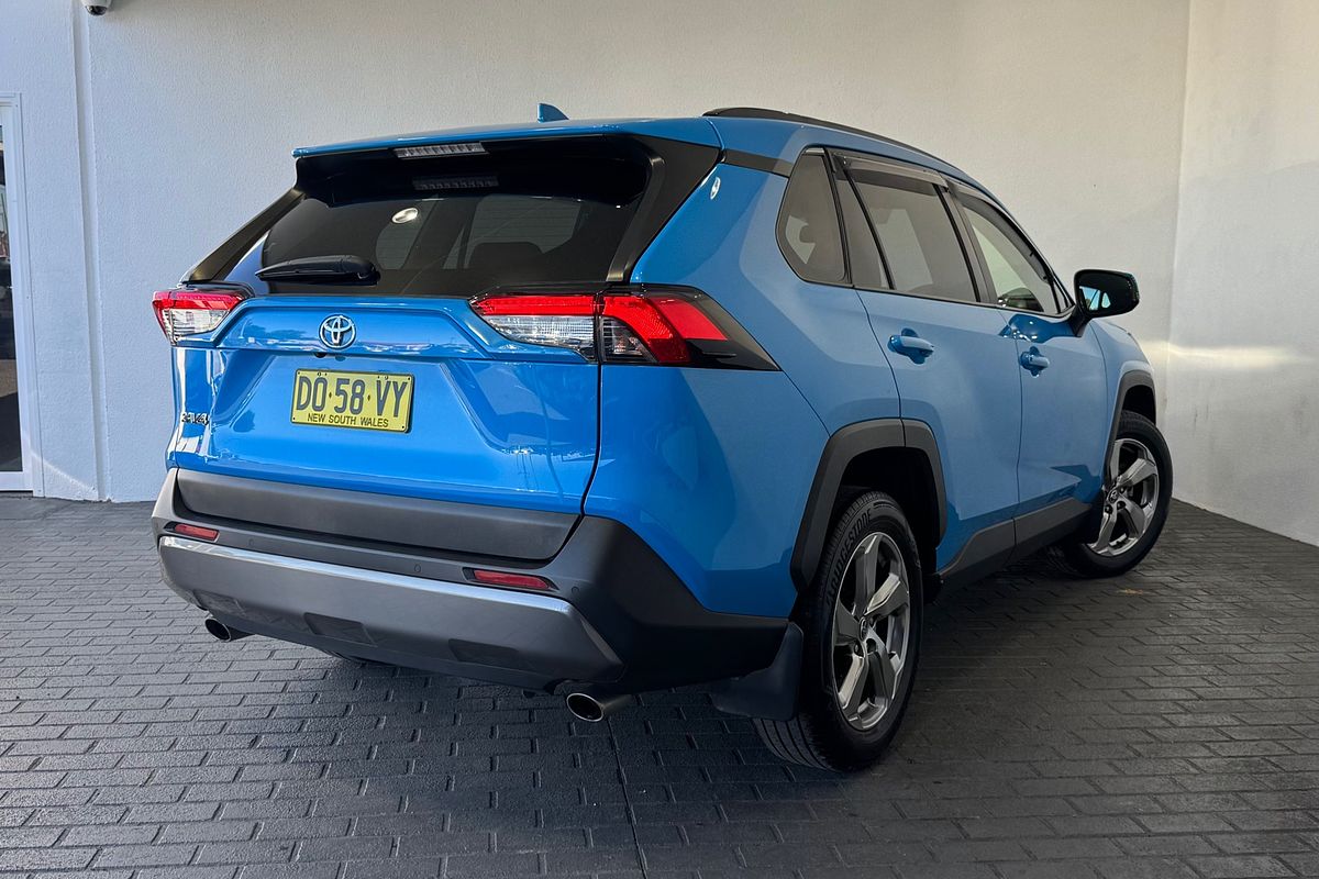 2020 Toyota RAV4 GXL MXAA52R