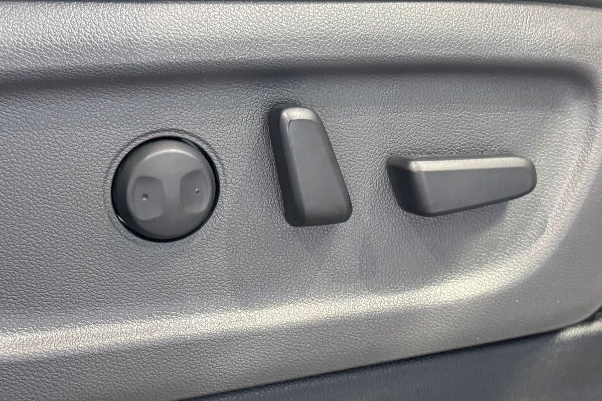 2017 Kia Carnival SLi YP