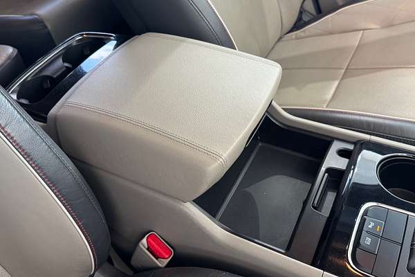2017 Kia Carnival SLi YP
