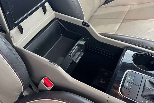 2017 Kia Carnival SLi YP