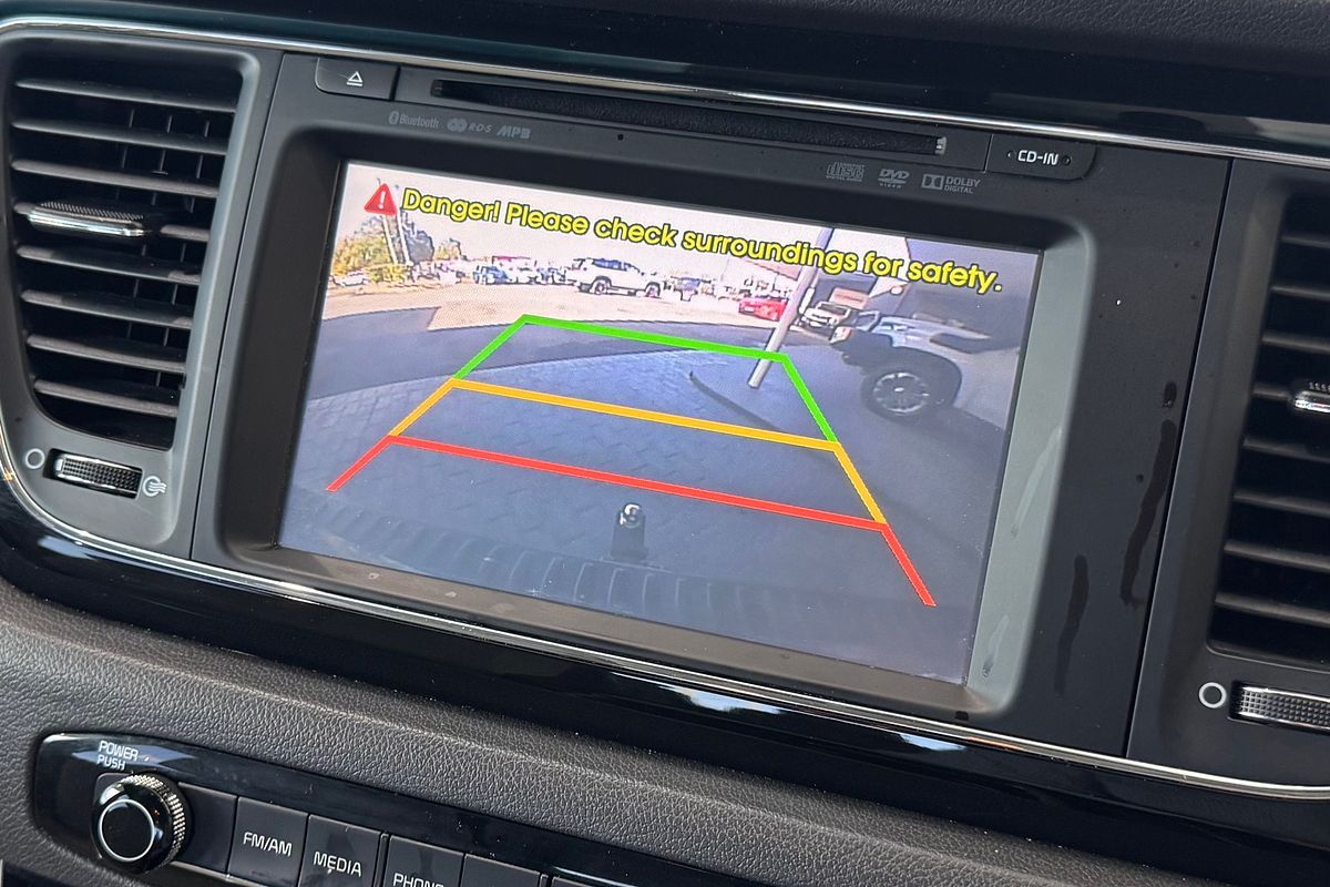 2017 Kia Carnival SLi YP