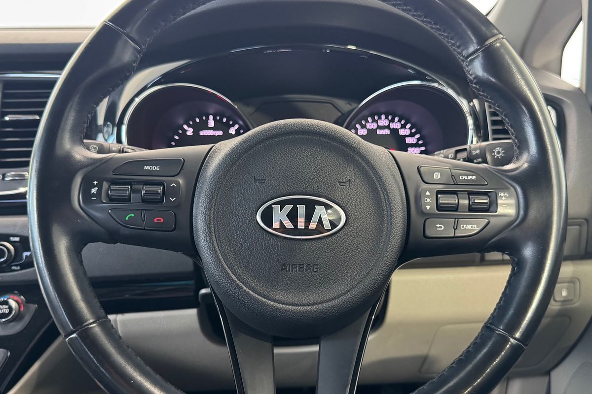 2017 Kia Carnival SLi YP