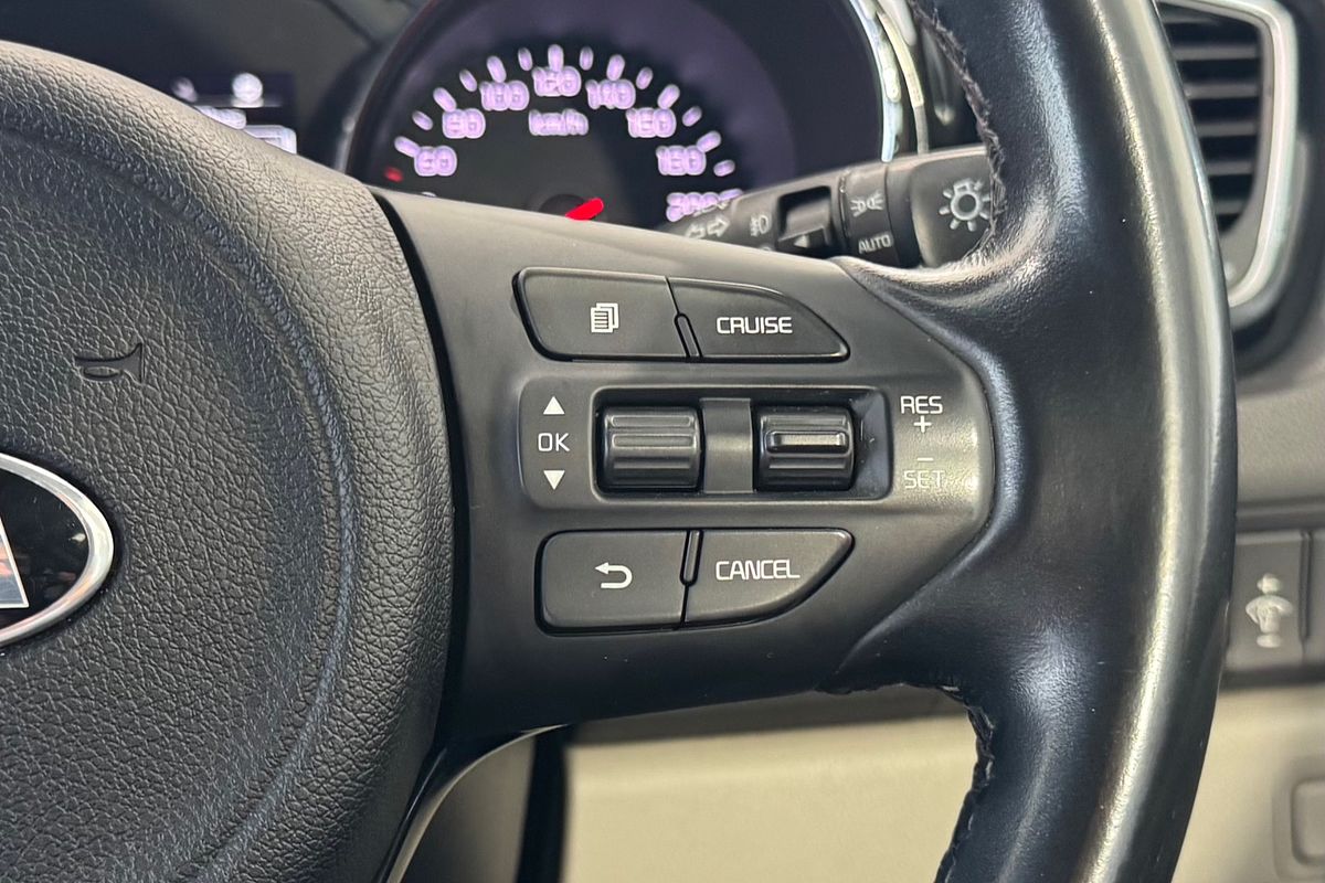 2017 Kia Carnival SLi YP