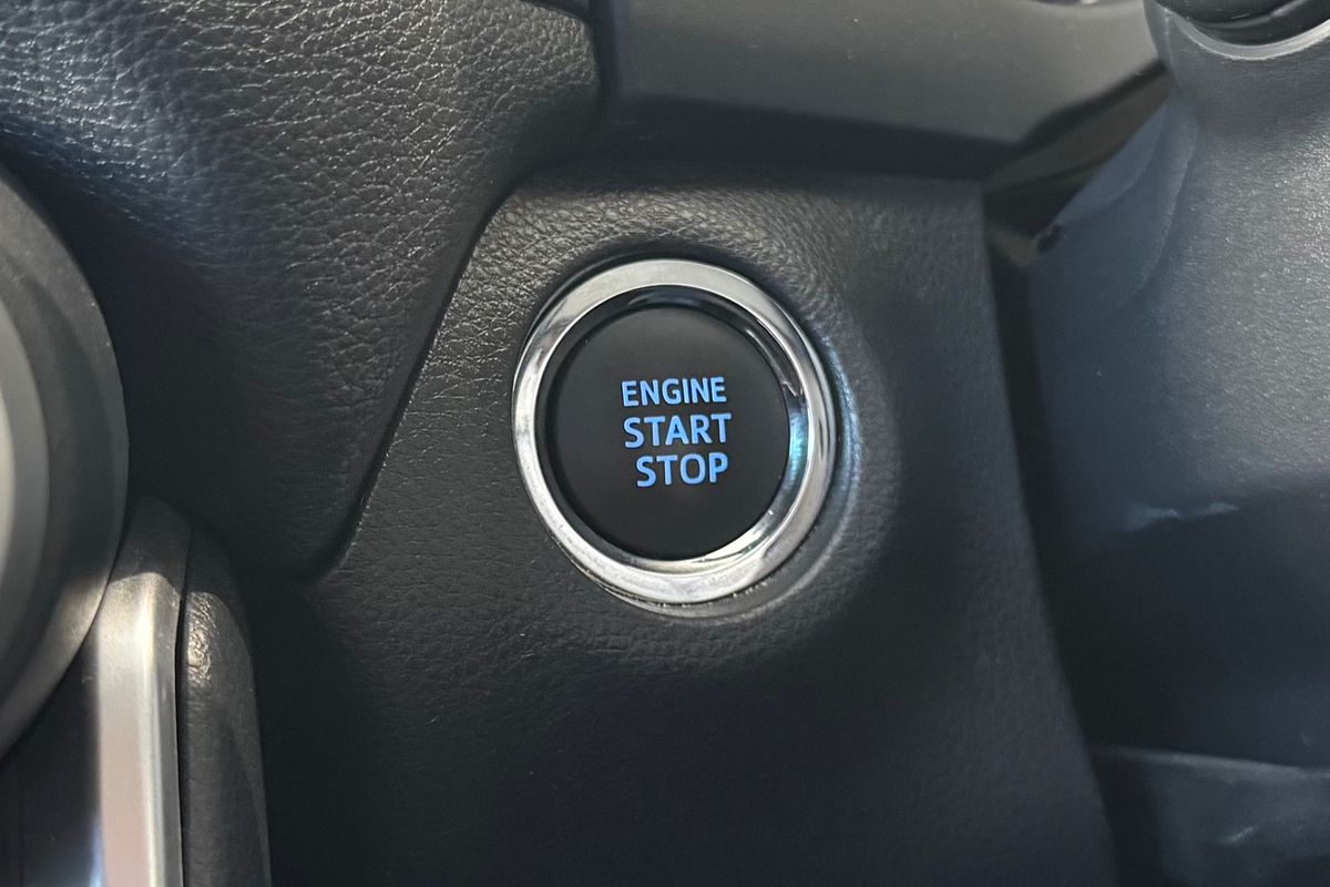 2020 Toyota RAV4 GXL MXAA52R
