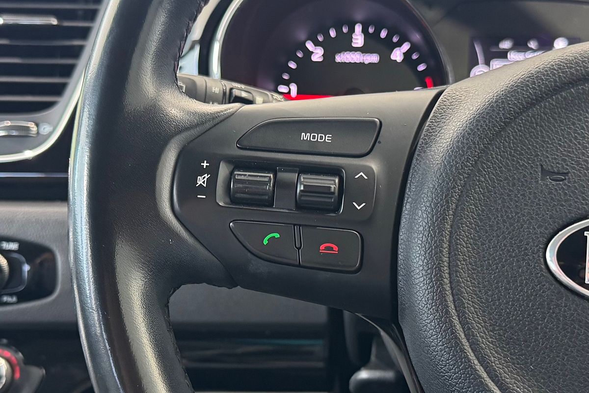 2017 Kia Carnival SLi YP