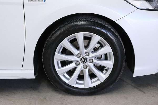 2020 Toyota Camry Ascent Sport AXVH70R