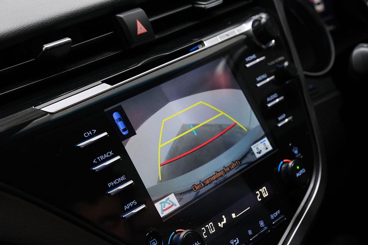 2020 Toyota Camry Ascent Sport AXVH70R