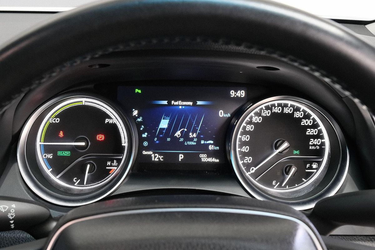 2020 Toyota Camry Ascent Sport AXVH70R