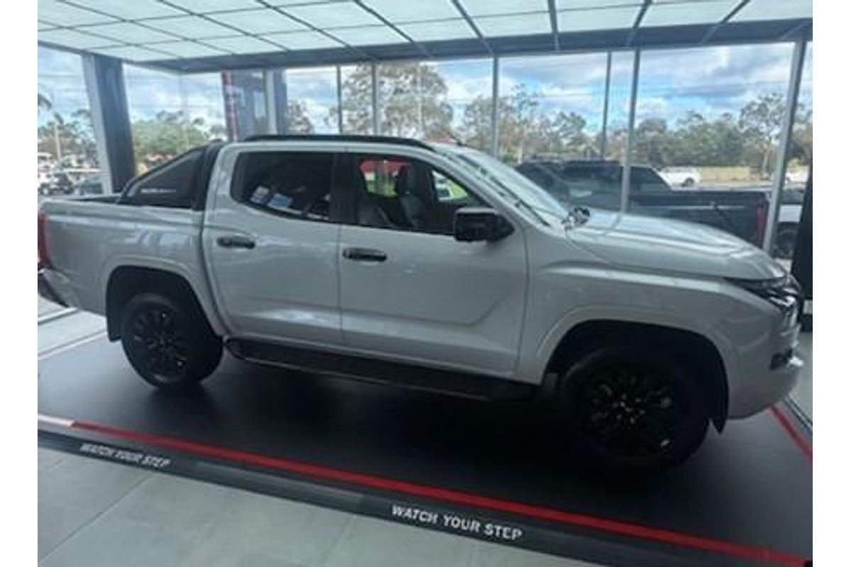 2024 Mitsubishi Triton GSR MV 4X4